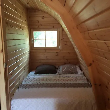 Pod Des Deux Chenes Ferienhaus Louroux-Hodement